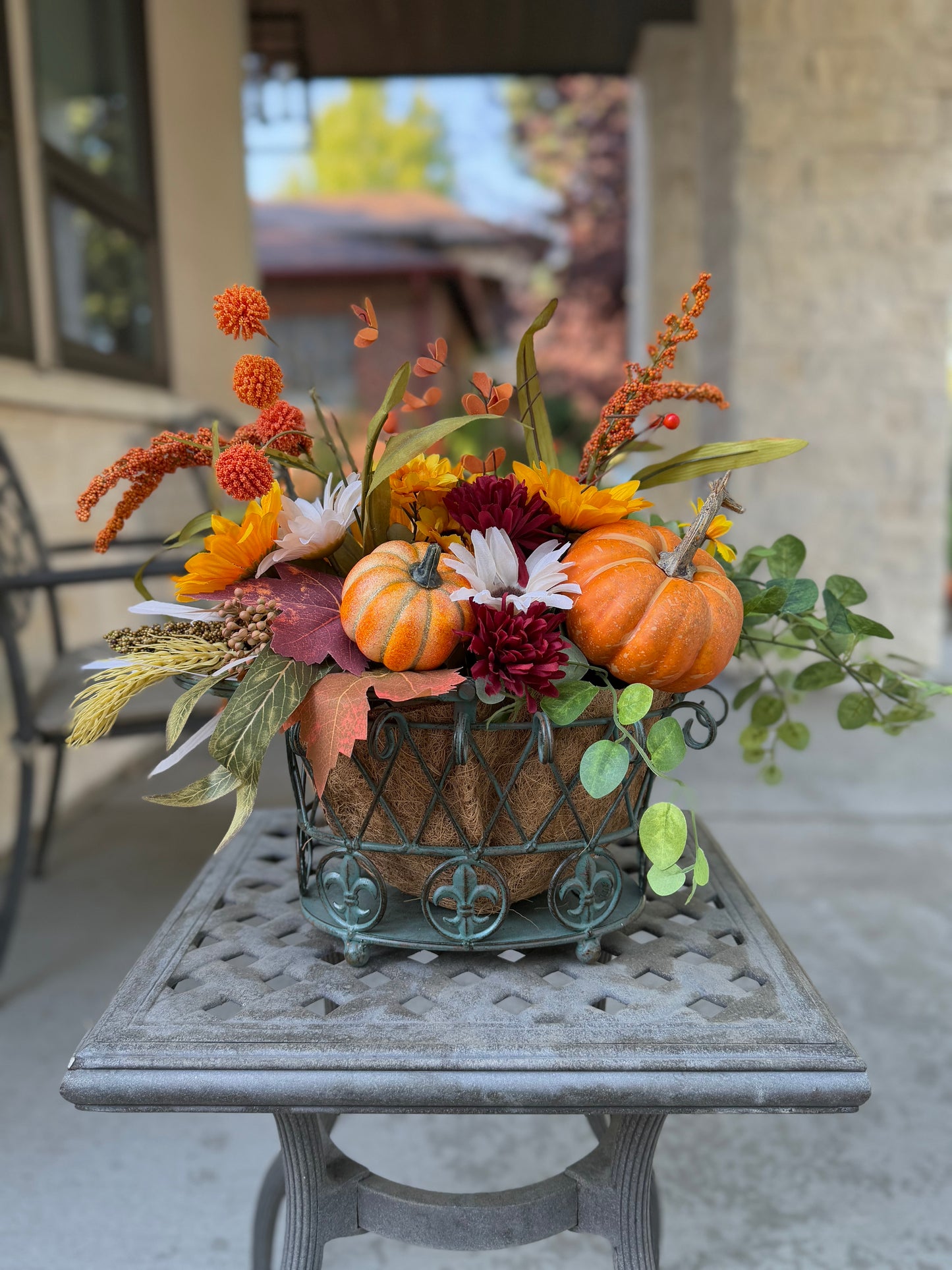 Small Decorative Metal Garden Fall Basket