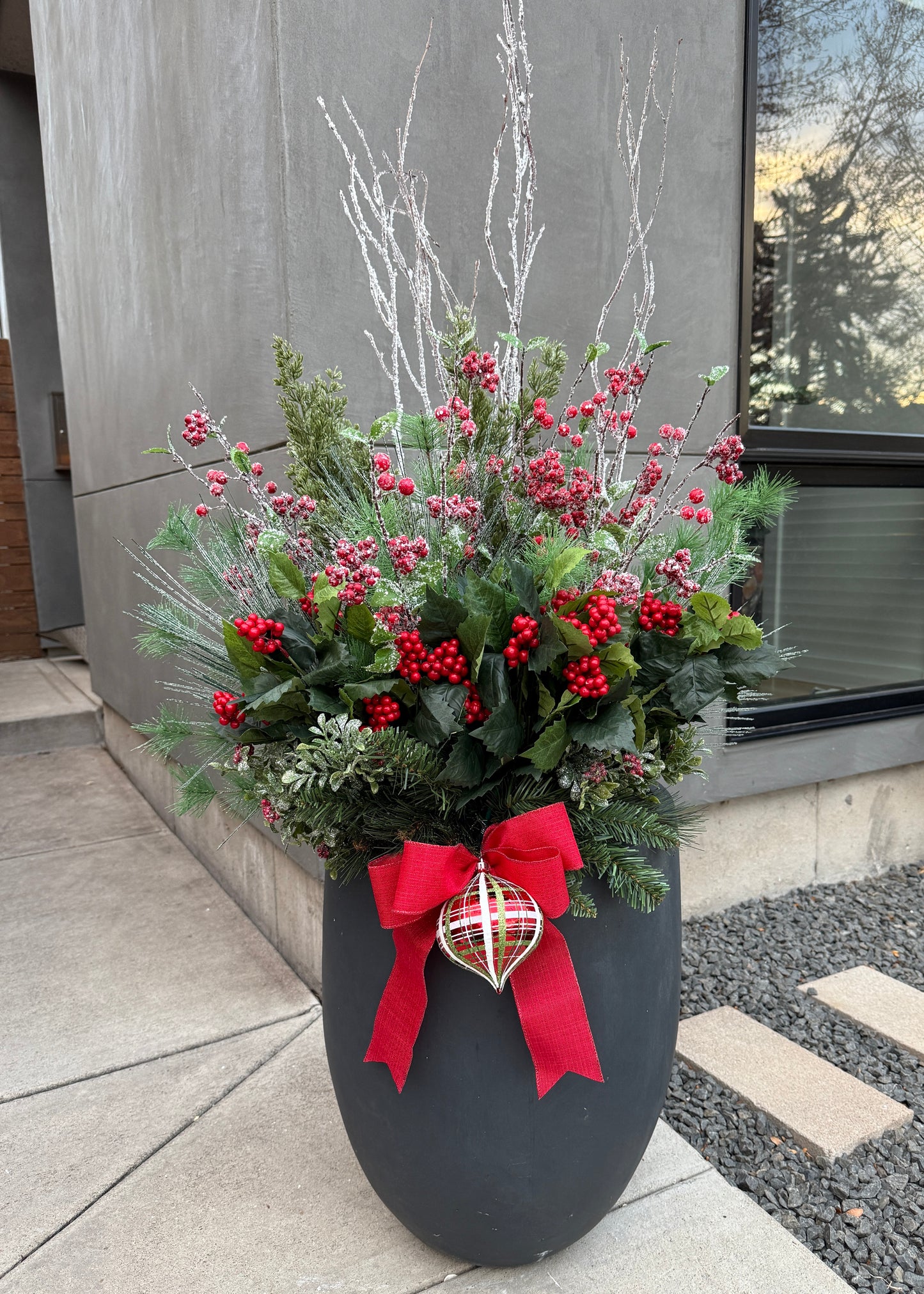 Christmas Splendor Drop-In Arrangement
