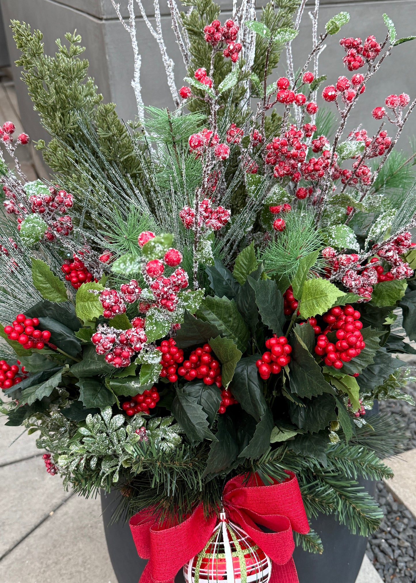 Christmas Splendor Drop-In Arrangement
