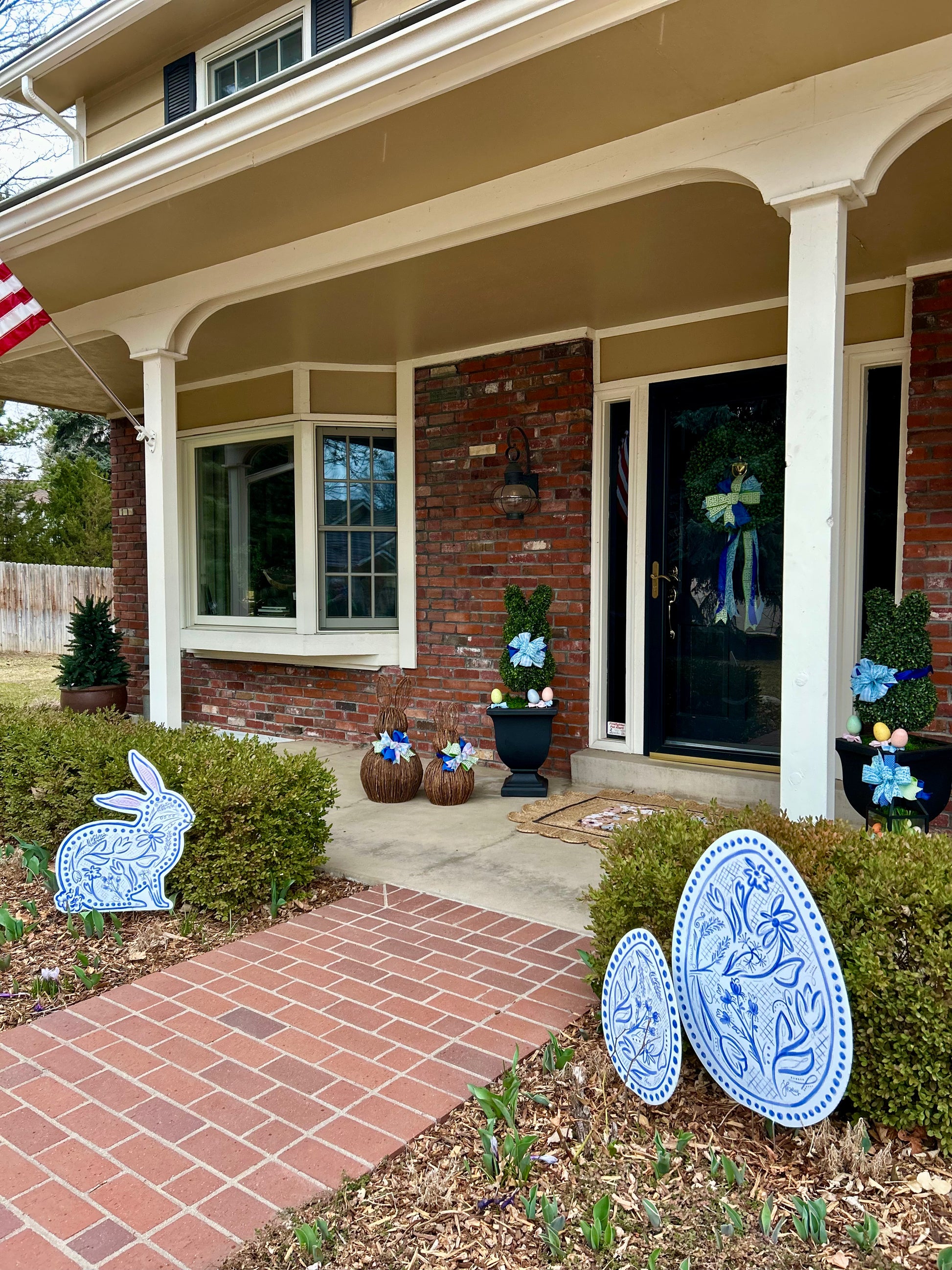 Front porch decorated for spring 